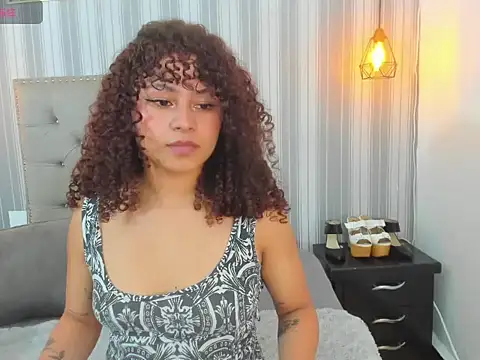 Sofiapassionne online show from February 17, 2026, 6:14 pm