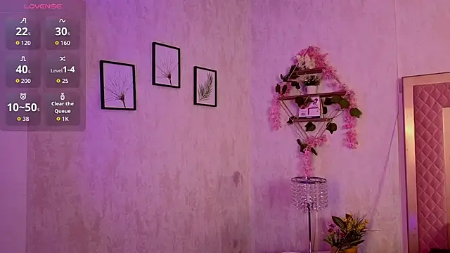 RobinBennett online show from December 4, 2025, 12:36 pm