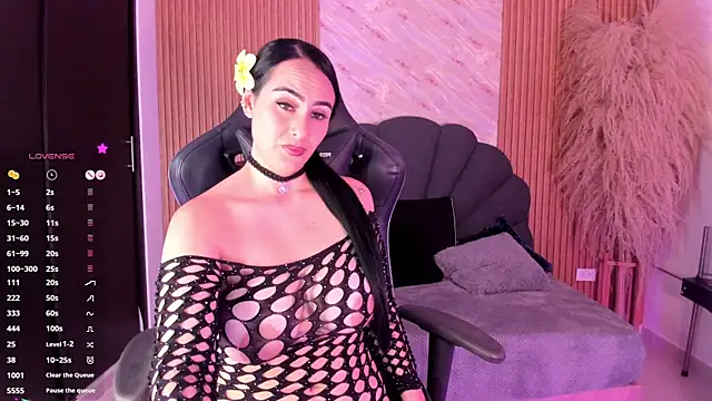 ashly moonn online show from October 10, 2025, 2:38 pm