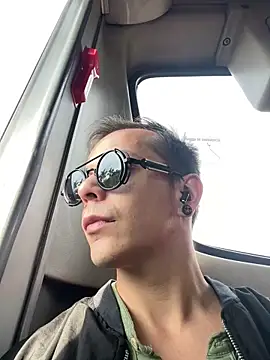 dimitryivanovv online show from September 11, 2025, 12:16 pm