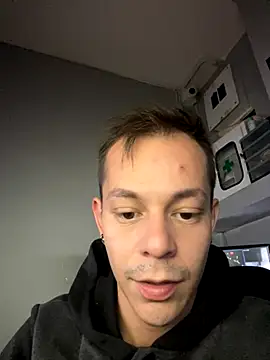 dimitryivanovv online show from October 8, 2025, 7:39 am