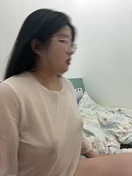 xxwang20 online show from April 4, 2026, 5:10 pm