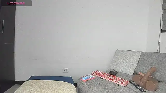 Snapshot of AvaFerrera chatting on February 3, 2026, 6:22 am AvaFerrera online show from February 3, 2026, 6:22 am