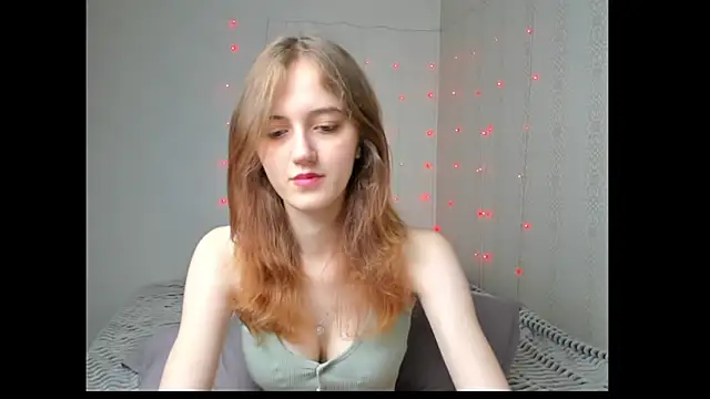 dreamy pollyyy online show from May 22, 2026, 4:41 am