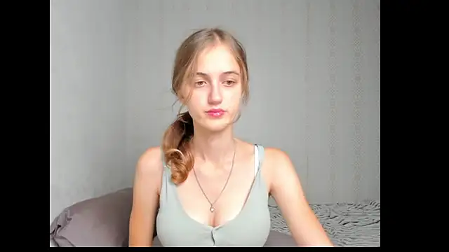 Snapshot of dreamy_pollyyy chatting on July 30, 2026, 9:03 pm dreamy pollyyy online show from July 30, 2026, 9:03 pm