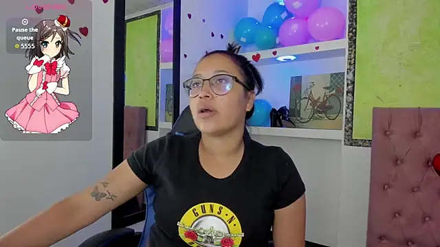 susan mooree online show from March 23, 2026, 8:57 pm