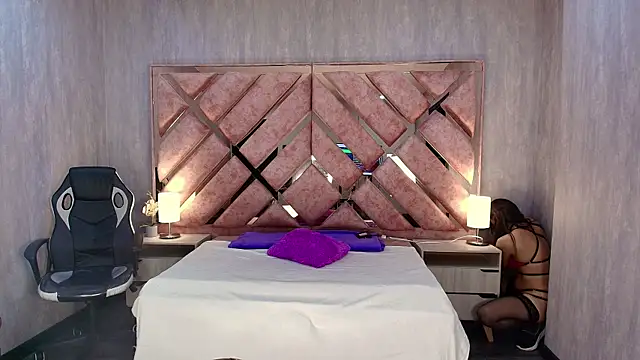 Snapshot of ANABELL_BROWN chatting on November 11, 2025, 7:36 pm ANABELL BROWN online show from November 11, 2025, 7:36 pm