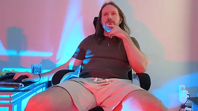 Snapshot of AlbinoAdonis chatting on September 20, 2025, 9:16 pm AlbinoAdonis online show from September 20, 2025, 9:16 pm