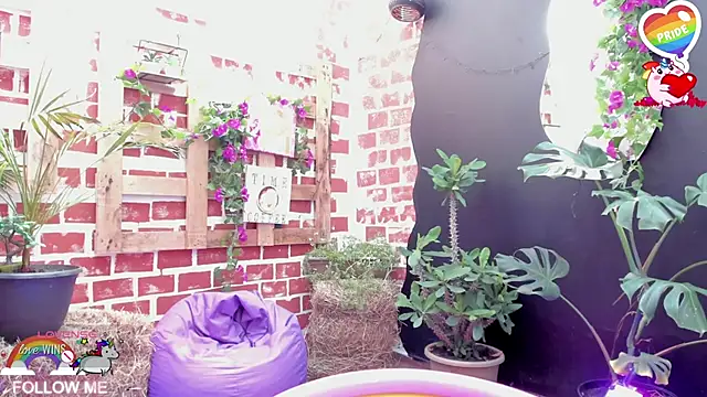 Snapshot of Charlotte_Landry__ chatting on June 20, 2026, 3:48 pm Charlotte Landry online show from June 20, 2026, 3:48 pm