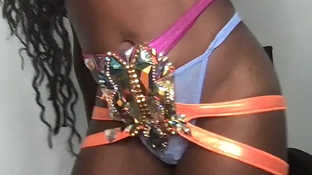 starjewelsxo online show from November 5, 2025, 3:01 pm