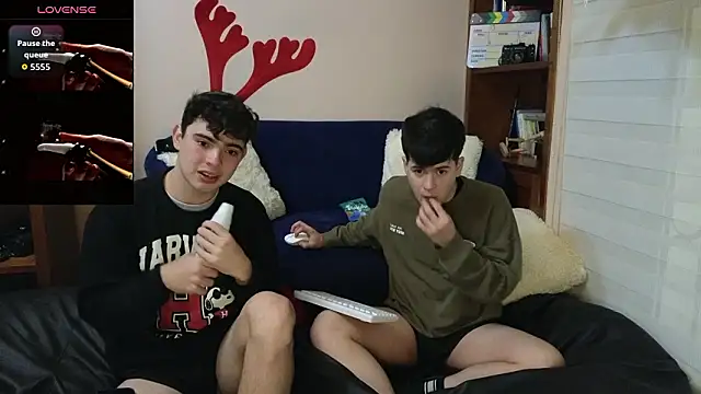 tightncuteass online show from February 20, 2026, 12:51 am