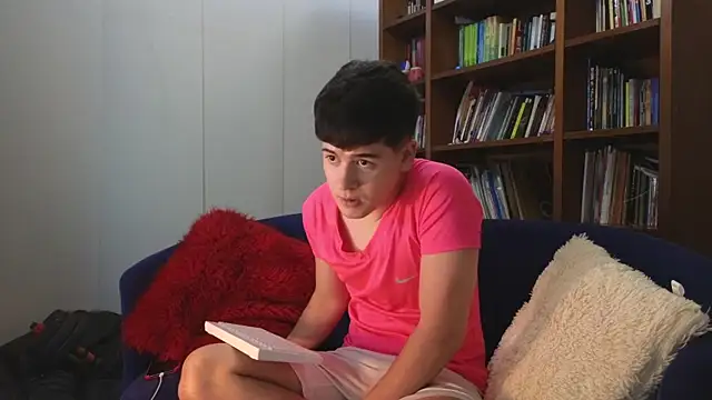 tightncuteass online show from April 14, 2026, 4:07 am