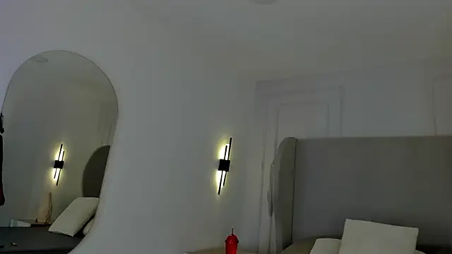 Dream nena online show from September 21, 2025, 4:25 am