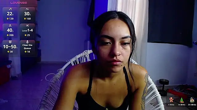 Snapshot of Leslie_Bussh_ chatting on July 13, 2026, 12:30 pm Leslie Bussh online show from July 13, 2026, 12:30 pm