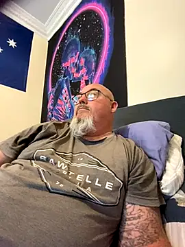 creampieeater1872 online show from October 29, 2025, 2:36 am