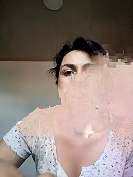 vanessa-titisM online show from November 15, 2025, 2:46 pm