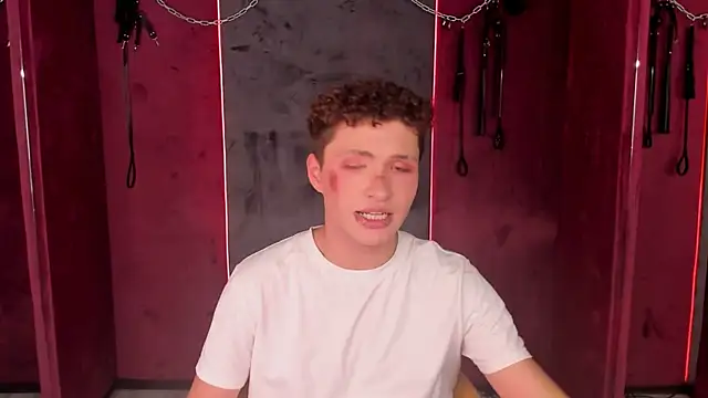 Snapshot of JonnyDarka chatting on October 19, 2025, 9:37 pm JonnyDarka online show from October 19, 2025, 9:37 pm