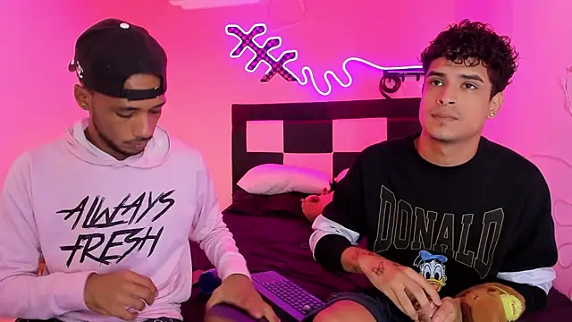 Lucky boys  X online show from October 19, 2025, 11:55 am