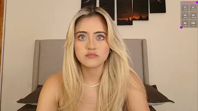 MaryMoon  online show from January 16, 2026, 11:53 pm