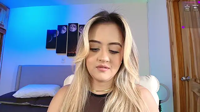 MaryMoon  online show from March 30, 2026, 4:41 pm