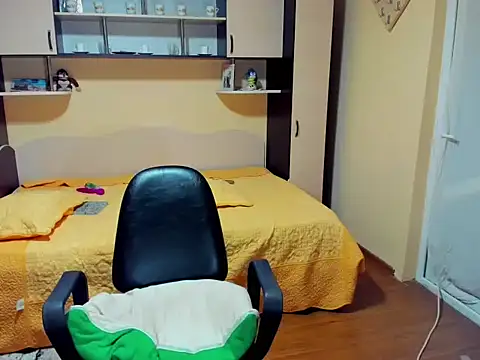 Soffy Skye online show from April 4, 2026, 2:32 am