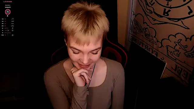 KrisNeal online show from November 2, 2025, 10:06 am