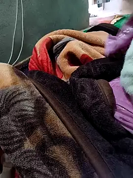 Snapshot of Hot_hatn37 chatting on December 1, 2025, 10:20 am Hot hatn37 online show from December 1, 2025, 10:20 am