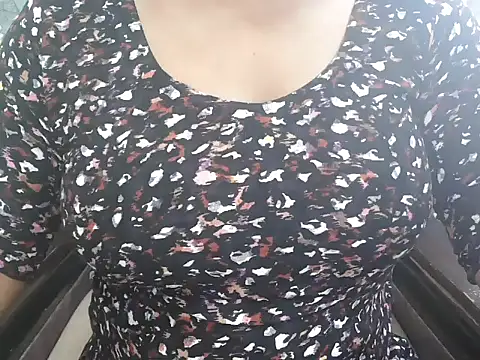 Snapshot of bold_naina chatting on September 16, 2025, 4:35 am bold naina online show from September 16, 2025, 4:35 am