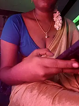 Snapshot of Tamil_Kavitha chatting on May 3, 2026, 6:30 am Tamil Kavitha online show from May 3, 2026, 6:30 am