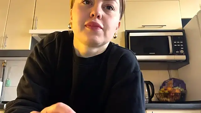 MartaLuna  online show from March 3, 2026, 10:43 am