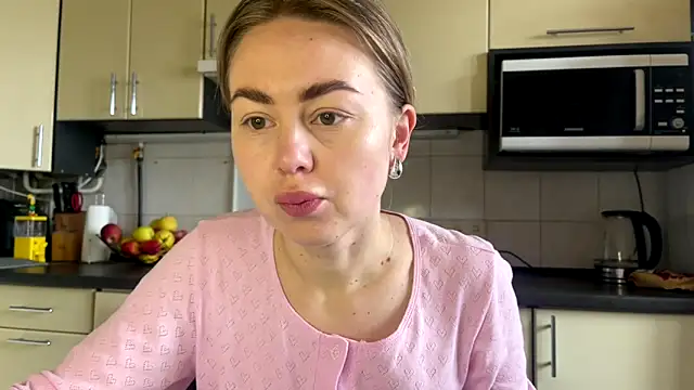 MartaLuna  online show from March 28, 2026, 11:54 am