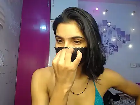 Snapshot of Sweetangle24 chatting on October 4, 2025, 8:40 pm Sweetangle24 online show from October 4, 2025, 8:40 pm