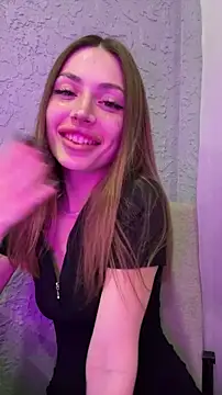 Elizabeth Tay online show from February 8, 2026, 6:00 pm