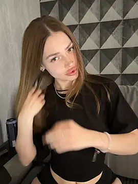 Elizabeth Tay online show from March 23, 2026, 8:51 am