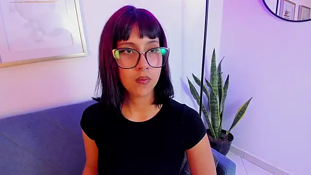 Snapshot of Siaa_rosee chatting on October 22, 2025, 7:57 pm Siaa rosee online show from October 22, 2025, 7:57 pm