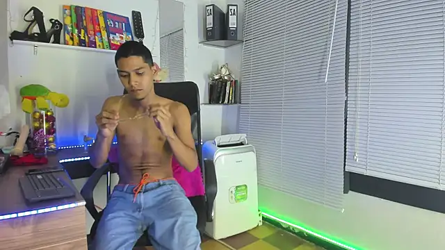 xxKamadevaxx online show from September 13, 2025, 8:30 pm