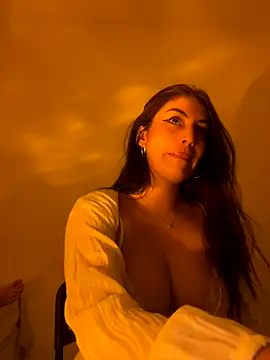 Snapshot of EffyLean6 chatting on September 17, 2025, 9:38 pm EffyLean6 online show from September 17, 2025, 9:38 pm