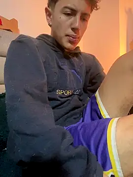 NaytonFreeman online show from January 7, 2026, 11:45 am