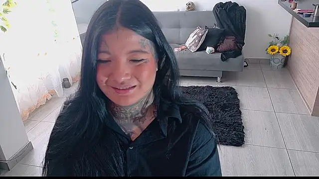 Unatatuada online show from September 18, 2025, 9:17 pm