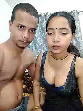 Snapshot of Cpl_69 chatting on October 14, 2025, 4:52 pm Cpl 69 online show from October 14, 2025, 4:52 pm