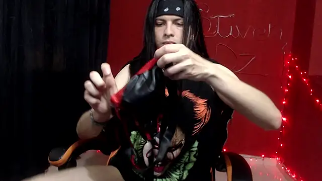 Snapshot of stvn_hot chatting on January 17, 2026, 12:04 am stvn hot online show from January 17, 2026, 12:04 am