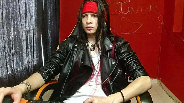 Snapshot of stvn_hot chatting on April 15, 2026, 5:31 pm stvn hot online show from April 15, 2026, 5:31 pm