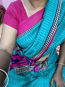 Snapshot of KannadaTamilTeluguBeauty chatting on July 11, 2026, 4:26 am KannadaTamilTeluguBeauty online show from July 11, 2026, 4:26 am