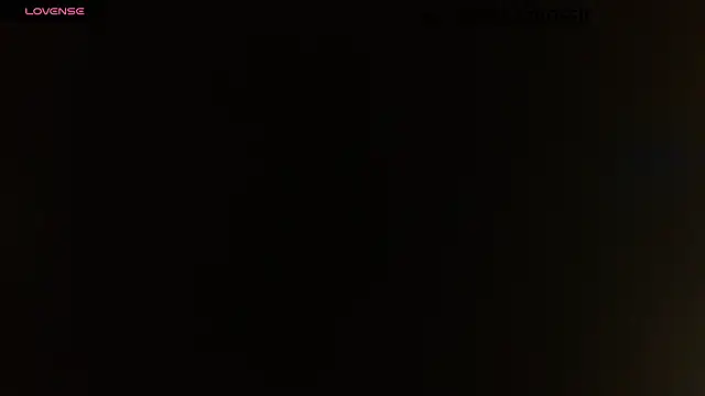 Snapshot of Isabella_Mossh chatting on October 8, 2025, 7:22 pm Isabella Mossh online show from October 8, 2025, 7:22 pm