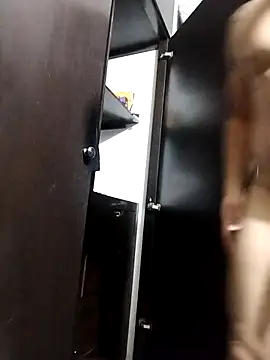 Dealex69 online show from April 17, 2026, 1:30 am