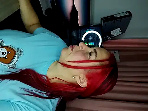 alexiaystive3 online show from February 25, 2026, 3:21 pm