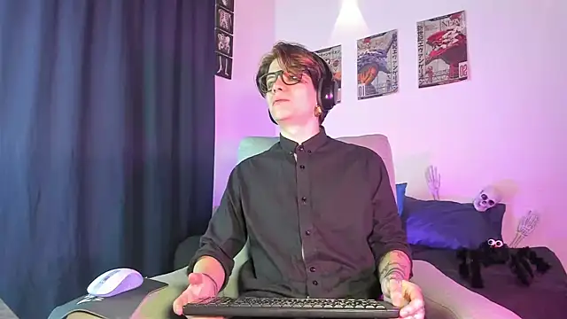 Jerry Cole online show from October 22, 2025, 1:28 am