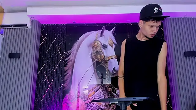 Iam Steven online show from December 15, 2025, 5:17 pm