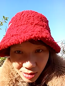 bonnie-00 online show from November 23, 2025, 2:00 am