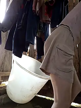 bonnie-00 online show from April 14, 2026, 4:18 am